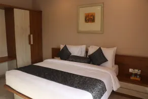 Nest Beacon Resort Daman - Room