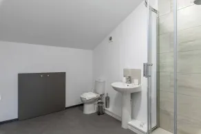 The Eldern - Spacious, Netflix, free Parking, close to A1 - Badezimmer