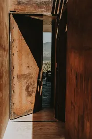 MIRA Earth Studios - Room