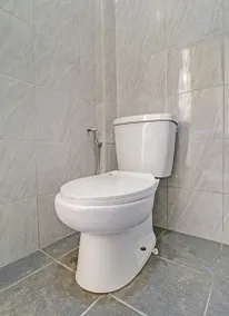OYO 92952 Nirmala Guest House - Baño