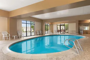 Hampton Inn & Suites Manchester-Bedford - Piscine