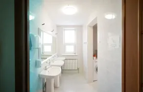 Hostel Nomad 4x4 - Bathroom