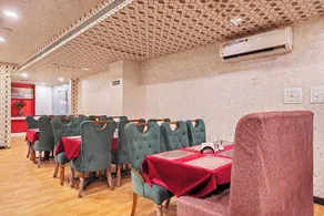 Hotel SM Deccan Park Airport Zone Hyderabad shamshabad - Restaurant