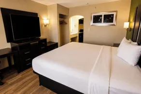 Sunport Suites near Albuquerque Airport I 25 - Værelse