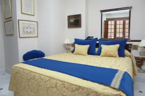 Hotel Ateneo Sevilla - Vue de la chambre