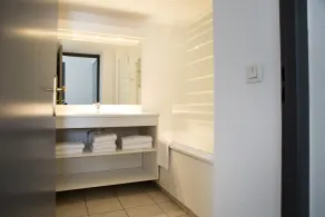 Zenitude Hôtel - Résidences La Versoix - Salle de bain