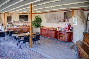 Amber Cave Suites - Restaurante