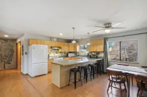 Single Tree Cottage - Walk to Downtown Chama! - Innenbereich