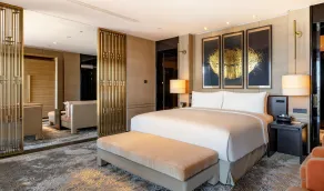 Waldorf Astoria Beijing - Room