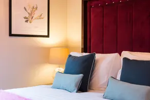 61 Durham - Room