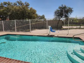 Baymont by Wyndham San Antonio Airport - Pool