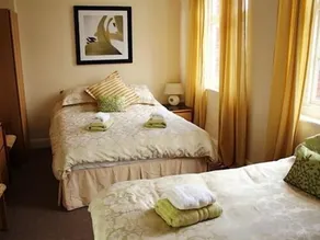 The Liver View - Room