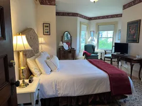 Meredith Inn - Rum