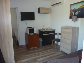 Zsanett Hotel - Zimmer