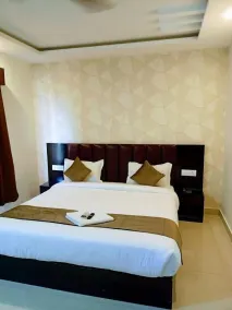 Neelkanth Hotel - Room