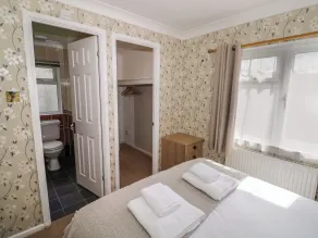 Foxglove - Room