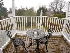 Niagara Inn Bed and Breakfast - Room