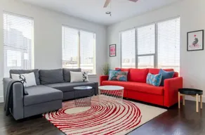2-Bedroom Downtown Dallas Townhome - Rum