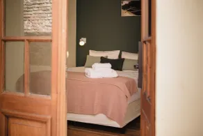 La Noire Petit Hotel - Quarto
