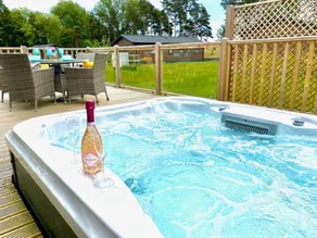 Classique-Lodge-SDB privée-With Hot Tub - Bain à remous extérieur