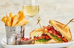 Courtyard by Marriott Roseville Galleria Mall/Creekside Ridge Drive - Restaurant