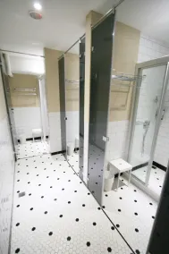 NK Hostel - Badezimmer
