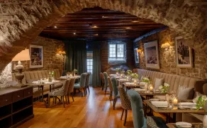 Schlössle Hotel - Small Luxury Hotels of the World - Restaurant