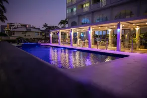 Cairns Harbourside Hotel - Pool