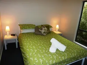 Garden of Eden Caravan Park - Room
