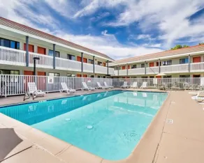 Econo Lodge Flagstaff East I-40 - Piscine