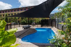 Darwin Budget Units - Piscine