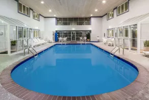 Baymont by Wyndham Des Moines Airport - Piscine