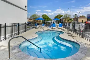 Sleep Inn & Suites Tampa South - Piscina