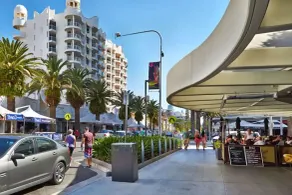 Broadbeach Holiday Apartments - Restaurang