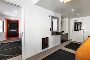 Motel 6-Palatine, IL - Chicago Northwest - Hall