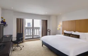 Tower Club at lebua - Chambre