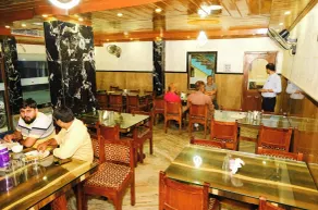 Hotel Bharati - Restaurant