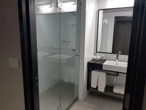 Mercure Tamworth - Bathroom