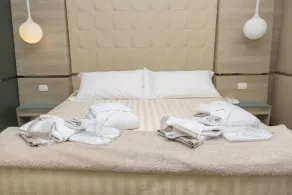 White Angel Hotel - Camera