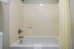 Quality Inn DeRidder - Badeværelse