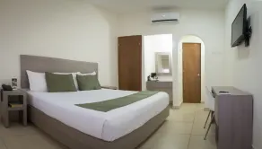 Hotel La Riviera - Room
