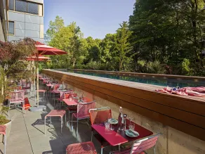 25hours Hotel Zürich West - Piscine