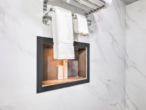 SkyLuxuria Hotel & Service Apartments  - Badeværelse