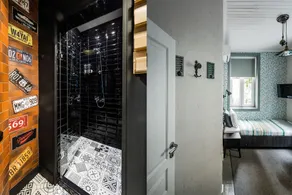 5 Vintage Guest House - Bathroom