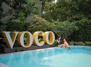 voco Bangkok Surawong by IHG - Piscina