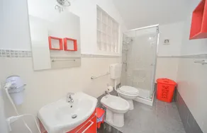 Case Vacanze Mare Nostrum - Villas in front of the Beach with Pool - Badezimmer