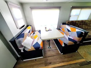 Wildwood Camper De Sleeps 6-7, - Wohnzimmer