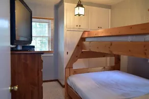 Delton Oaks Resort - Room