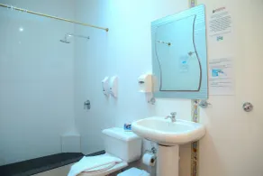 Hostal Sir Francis Drake - Bathroom
