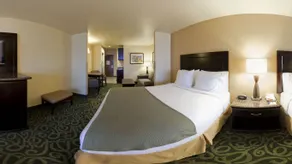 Holiday Inn Express Hotel & Suites Atascadero by IHG - Chambre